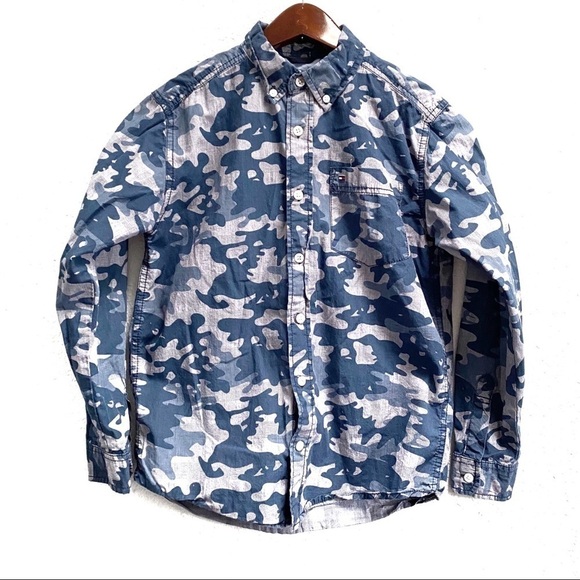 Tommy Hilfiger Blue Camo Print Button Down Shirt M - Picture 1 of 5